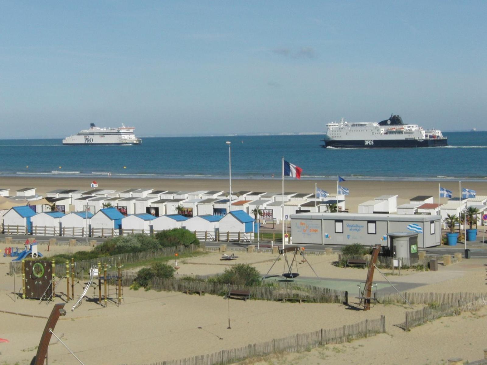 Studio A La Plage - Vue Mer Calais Buitenkant foto